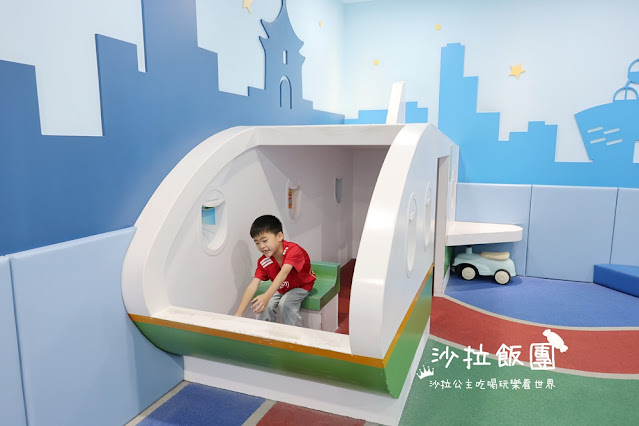 高雄親子住宿『華園大飯店草衙館』鈴鹿賽道樂園、SKM Park走路一分鐘 31 高雄親子住宿『華園大飯店草衙館』鈴鹿賽道樂園、SKM Park走路一分鐘