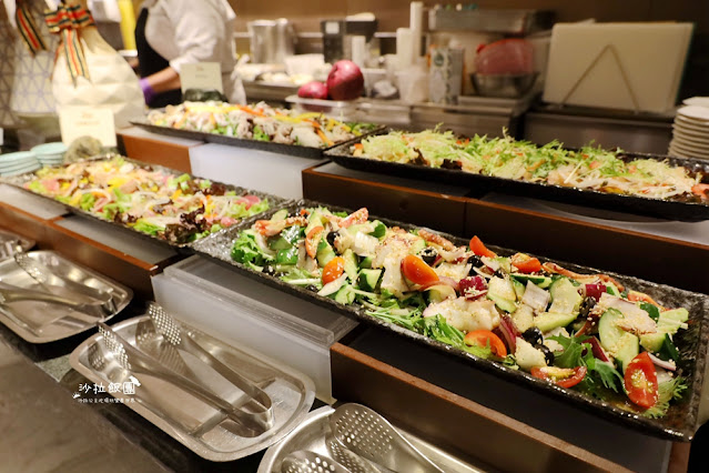 全台最高吃到飽『50樓Café』新北耶誕城夜景盡收眼底 87 全台最高吃到飽『50樓Café』新北耶誕城夜景盡收眼底