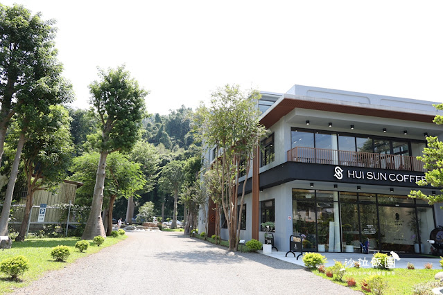 南投埔里景點『台灣惠蓀咖啡品牌館』免費停車、交流道旁 6 南投埔里景點『台灣惠蓀咖啡品牌館』免費停車、交流道旁