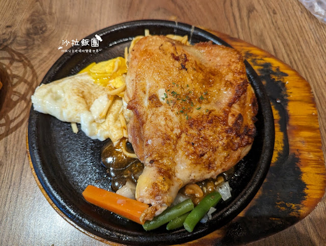 士林牛排『爭厚厚切牛排(士林中山店)』麵包、濃湯、飲料、霜淇淋無限供應 12 士林牛排『爭厚厚切牛排(士林中山店)』麵包、濃湯、飲料、霜淇淋無限供應