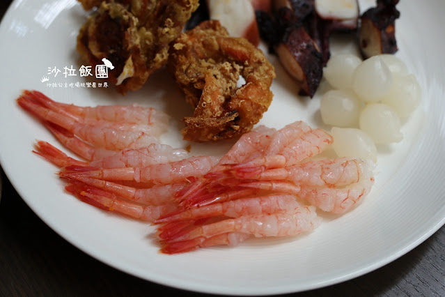 台北最美buffet推出平日四人同行一人免費,海味狂饗夏日海鮮季開跑了 23 台北最美buffet推出平日四人同行一人免費,海味狂饗夏日海鮮季開跑了