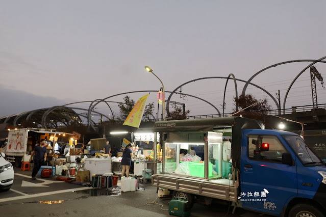 週六限定:冬山夜市,好多排隊美食,冬山車站門口 3 週六限定:冬山夜市,好多排隊美食,冬山車站門口