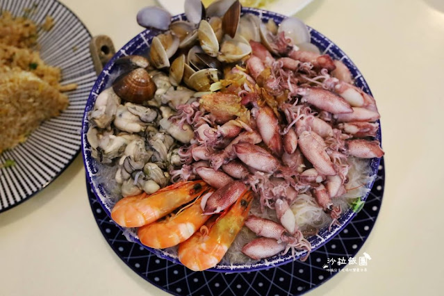龜吼漁港美食『阿嬌海鮮館』浮誇系小卷米粉、金字塔炒飯必點、菜單 16 龜吼漁港美食『阿嬌海鮮館』浮誇系小卷米粉、金字塔炒飯必點、菜單